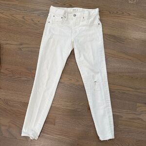 Moussy distressed white ankle jeans size 27